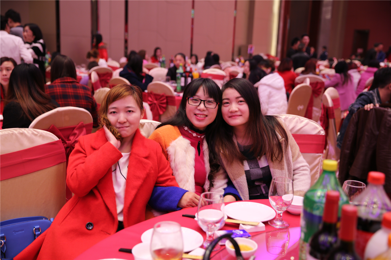 舒适湾嘉华集团2016团拜会照片集锦,精彩回顾!