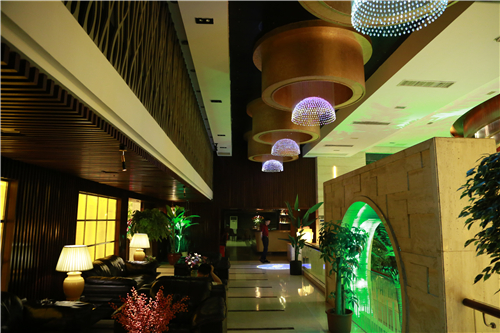 公司地址:佛山市顺德区容桂广珠路上佳市段168号(点击立即拨打)预定