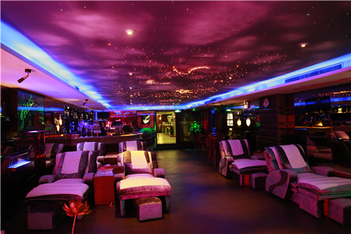 公司地址:佛山市顺德区容桂广珠路上佳市段168号(点击立即拨打)预定